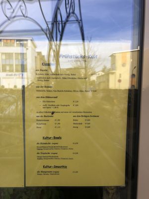 Vegane Frühstücksoptionen at Kultur Cafe in Germering