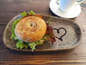 Veganer Bagel at Kultur Cafe in Germering