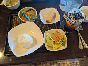 Panang curry with tofu, lunch special. Thai tea with coconut milk and boba pearls at Thai Lotus in Reno