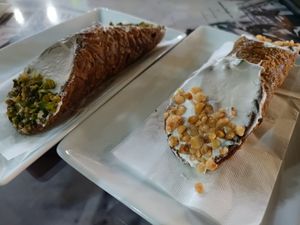 CANNOLI with pistachio and cassata (special traditional Italian gelato flavour with candied fruit in it) at Romeo Peluso in Pompei