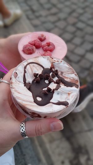 Vegan stracciatella and raspberry ice cream cake   at Romeo Peluso in Pompei
