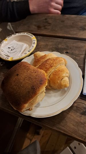 Buchtel & nougat croissant at Schwarzbrot OG in Vienna