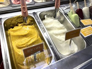 Sorbets at Dolce Gelato in San Marcos La Laguna