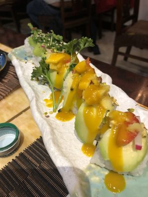 Rolls at Sushi House in Rome