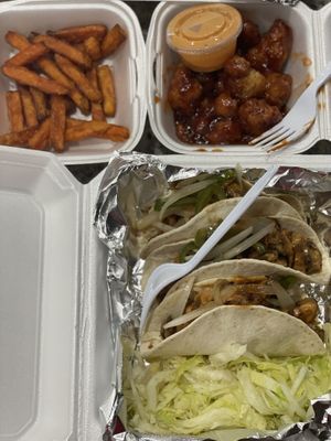   at Vibez Kitchen in Killeen