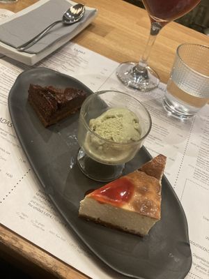 Desserts of the tasting menu  at Copenhagen in Valencia