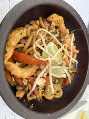 Udon noodles with vegan scampi   at Copenhagen in Valencia