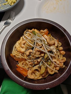 Thai udon noodles at Copenhagen in Valencia