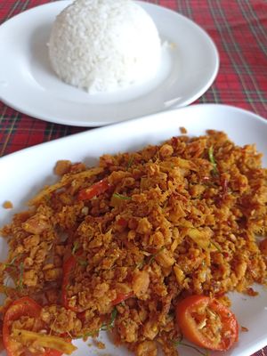 Kua Kling Southern Dry Pork Curry at Krua Tungtong in Phuket
