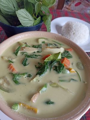Vegetable Green Curry at Krua Tungtong in Phuket