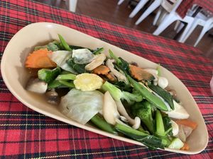 Stir fried vegetables   at Krua Tungtong in Phuket