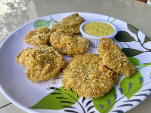 "Wings of Fire" chicken wings made from oyster mushrooms.  Choose the vegan honey mustard sauce, delicious!  at Sokko Happy Food in Heredia