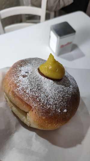 Baked "iris" with Chantilly cream at Matteotti Café in Palermo