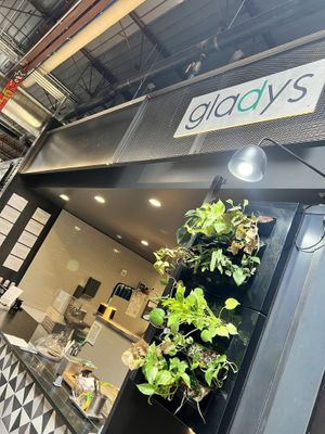 Adorbs  at Gladys  in Edgewater