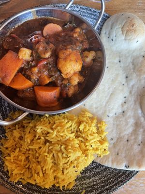 Red pepper and cauliflower curry  at Spring Tide in Lowestoft