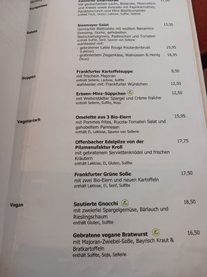 Vegan mains and soup at Caféhaus Siesmayer in Frankfurt