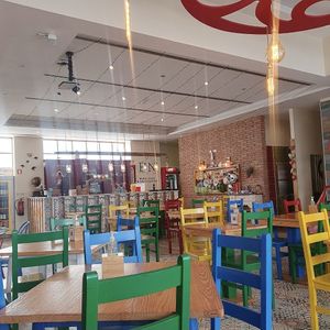 Interior at Bira dos Namorados in Porto