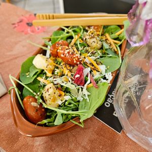 Saladinha de entrada #Veganuary at ParadinhaVeg in Botucatu