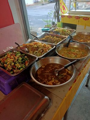 Buffef at Surat Thani Jae in Surat Thani