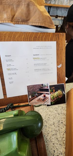  at Cafe Manderley in Seoul