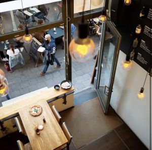 Restaurant von innen at Gold of Naples in Aachen