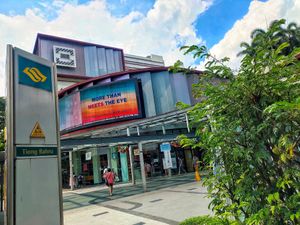 Located inside Tiong Bahru Plaza at Mr Bean - Tiong bahru Plaza in Central Singapore