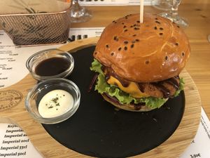 Special: Detroit burger at Flavours Spot in Setubal