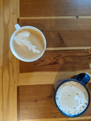 Cappuccino & Cafe au lait at Beach'n SF in San Francisco
