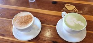 dirty chai latte and matcha latte at Beach'n SF in San Francisco