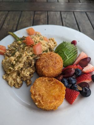 Tofu scramble, hash browns, fresh fruit and avocado at Beach'n SF in San Francisco