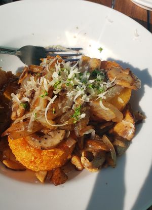 Mushroom and onion hash cakes at Beach'n SF in San Francisco