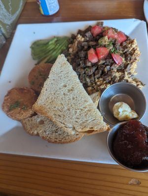 Scramble with fennel sausage at Beach'n SF in San Francisco