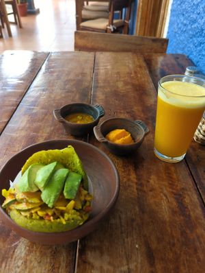 Arepa with Avocado and passionfruit juice at Tatuy in Vilcabamba