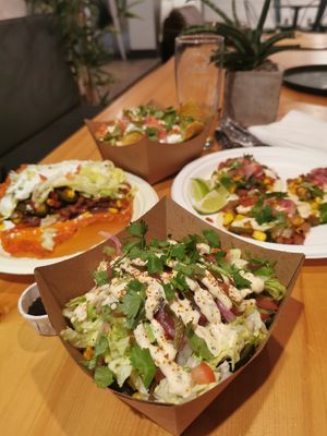 Vegan taco bowl, gluten free vegetarian tacos & nachos! Also vegan tacos 😍 at Salt & Swine in Gibsons