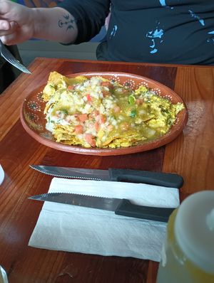 chilaquiles at Mis Tacones in Portland