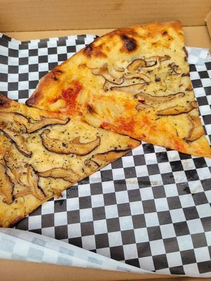 Shitaki at Secret Vegan Pizza in Los Angeles