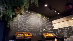 Menu at Bowls & Blenders in Munich