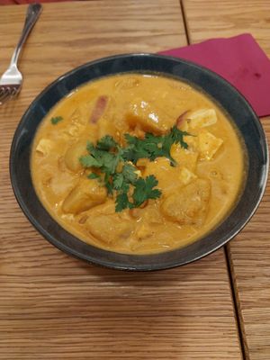 Curry (le riz est servi à part) at Dosa Dosa in Prague