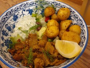 Gyros bowl at Dosa Dosa in Prague