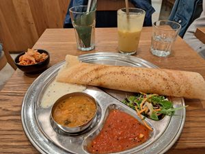 Mango lassi, kimchi and californian dosa at Dosa Dosa in Prague