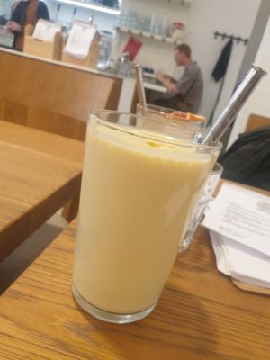 Mango lassi - great that I could order this again and have it vegan after all these years 9/10 at Dosa Dosa in Prague