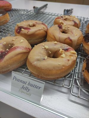 Pb & j at Bun and Coffee in Malaga