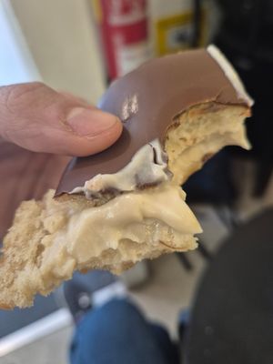 Boston cream at Bun and Coffee in Malaga