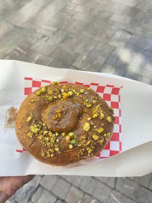 Donut de pistacho at Bun and Coffee in Malaga