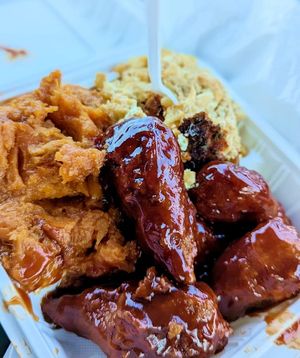 All VEGAN Barbeque Drummies, sweet Potatoes and Mac N cheese at NuVegan in Baltimore