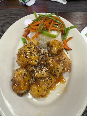 Orange cauliflower   at Vegan Tierra in Cooper City