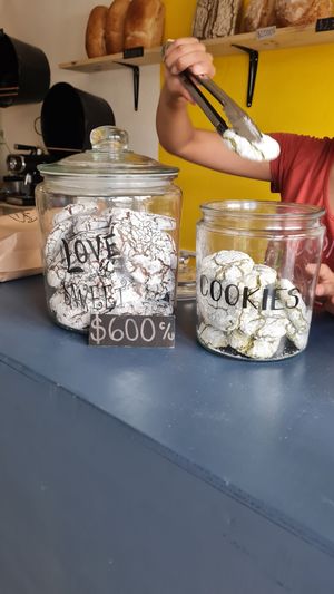 Galletitas chocolate y matcha at Tanto in Valdivia