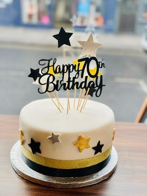 Vegan bespoke celebration cakes at Nama Café and Cake House in South East London