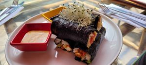 Nori rolls at Parada Vegana in Cusco
