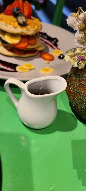 Maple syrup at Parada Vegana in Cusco